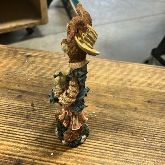 Boyd’s Bears - Folkstone Collection - style #2847 - Prudence…Daffodils - Picture 2 of 5